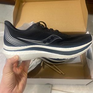 Endorphin pro running shoes